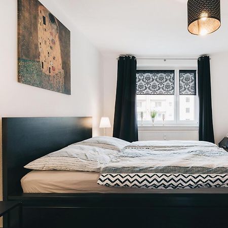 דרזדן Schlummi Gemuetliche Zentrale & Saubere Wohnung מראה חיצוני תמונה